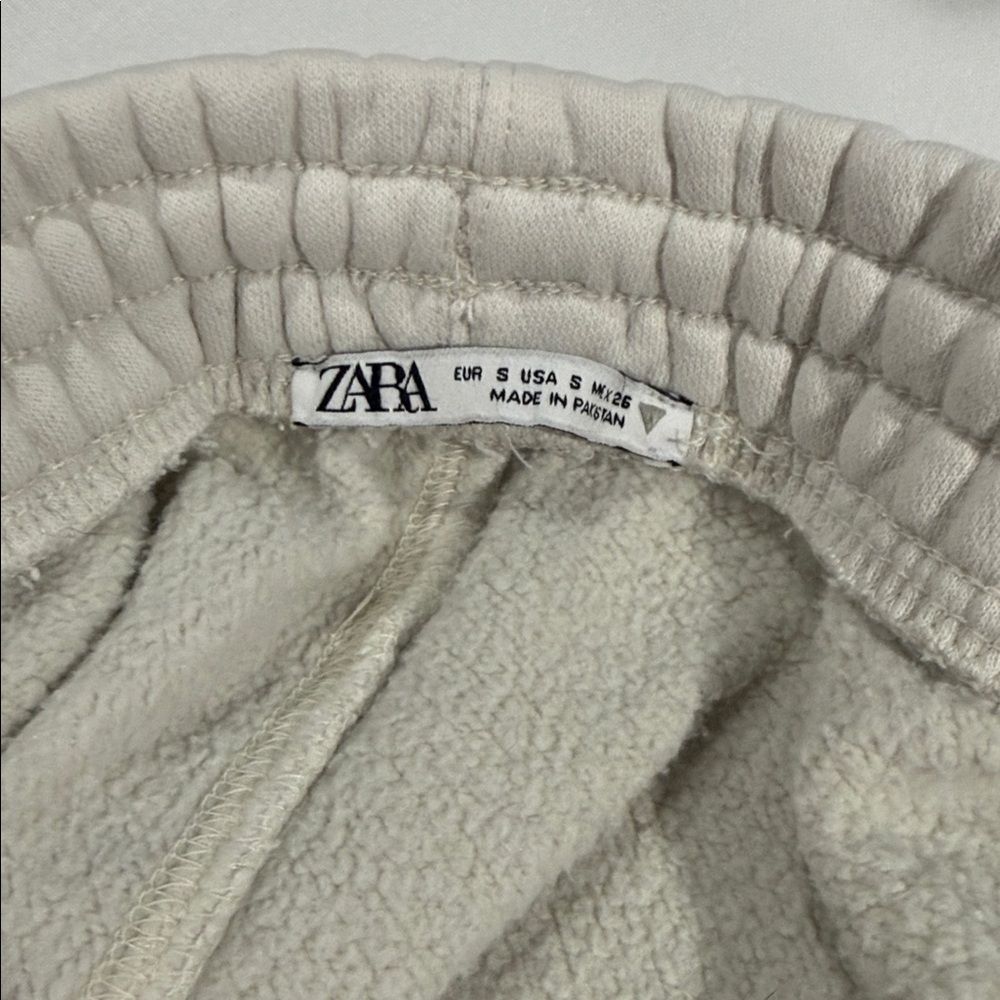 Zara Off-White Joggers. Size Small. - Picture 2 of 2